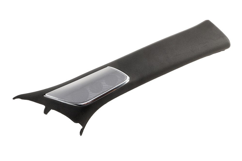 GM Genuine Parts Dark Atmosphere Passenger Side Windshield Garnish Molding