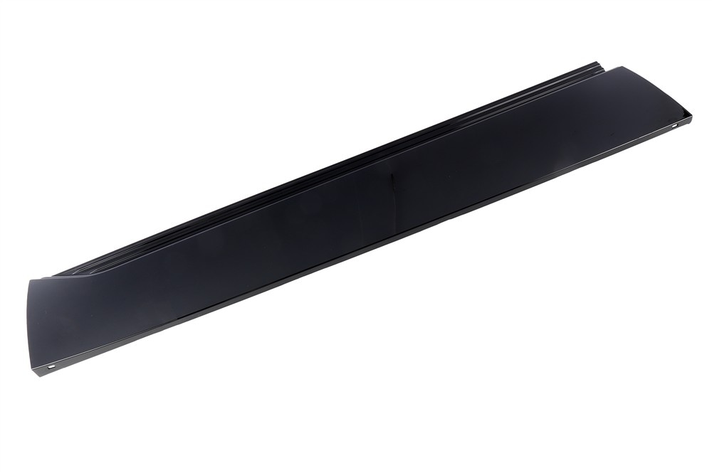 GM Genuine Parts Black Front Driver Side Door Molding