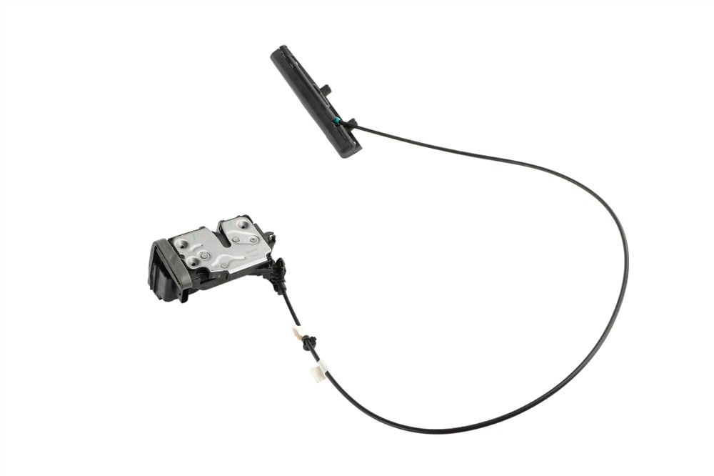 GM Genuine Parts Front Driver Side Door Latch