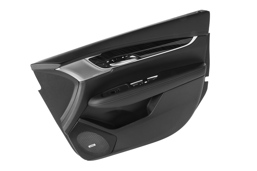 GM Genuine Parts Black Front Passenger Side Side Door Trim