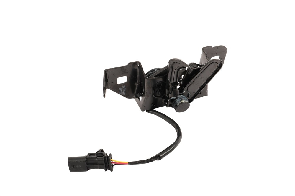 GM Genuine Parts Hood Primary and Secondary Latch
