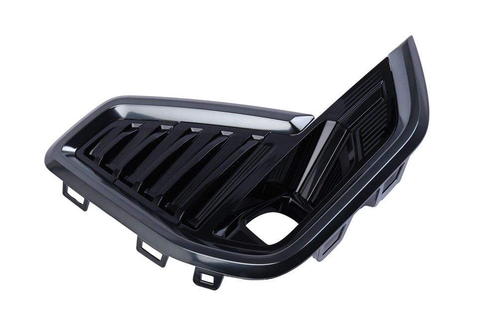GM Genuine Parts Nightrider Chrome Front Passenger Side Fog Lamp Opening Cover