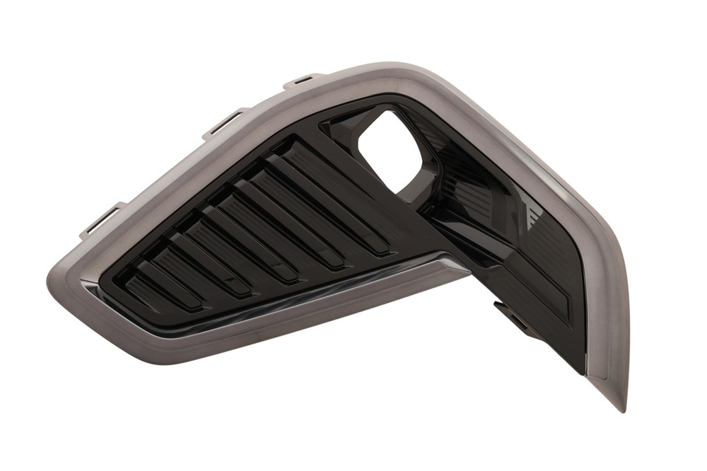 GM Genuine Parts Nightrider Chrome Front Driver Side Fog Lamp Opening Cover