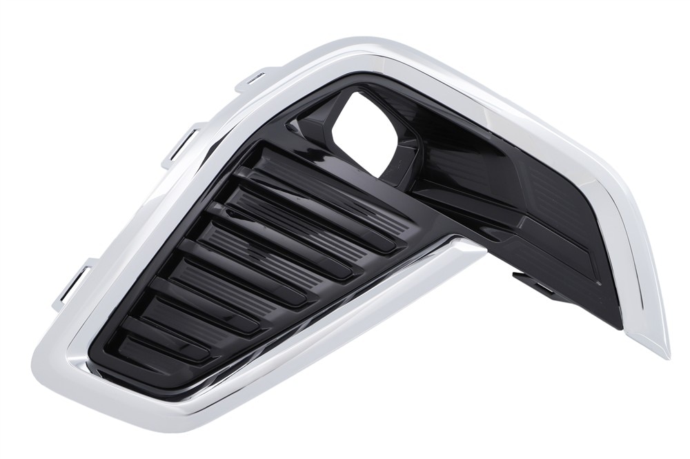 GM Genuine Parts Bright Chrome Front Driver Side Fog Lamp Opening Cover