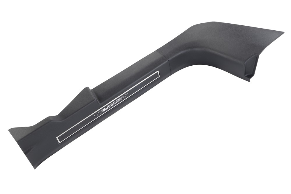 GM Genuine Parts Backen Black Front Passenger Side Door Sill Garnish Molding