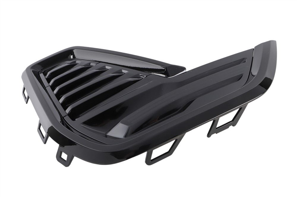 GM Genuine Parts Black Front Passenger Side Fog Lamp Opening Cover