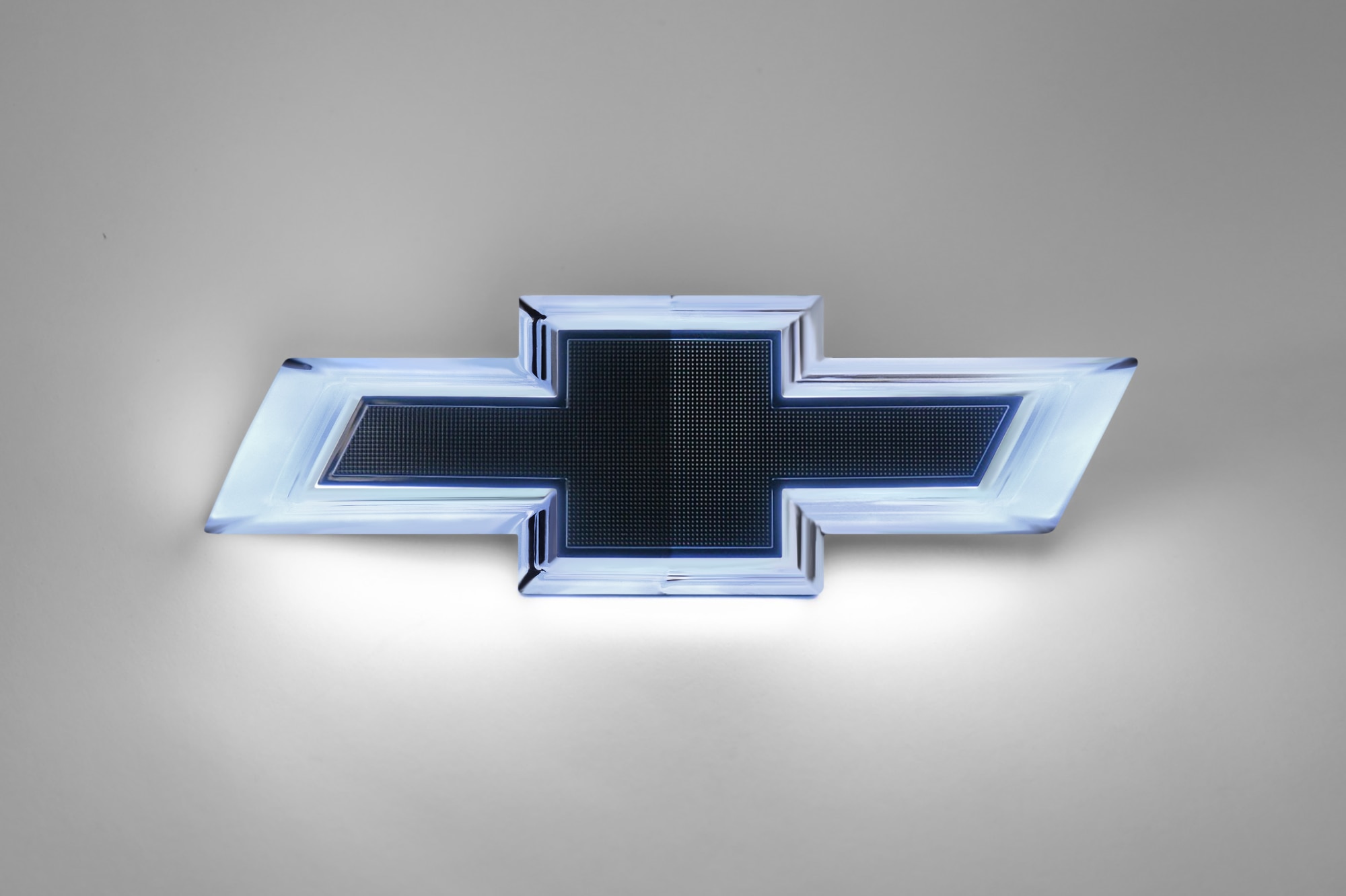 Front Illuminated Bowtie Emblem in Black