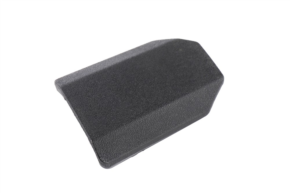 GM Genuine Parts Driver Side Instrument Panel Bolt Cover