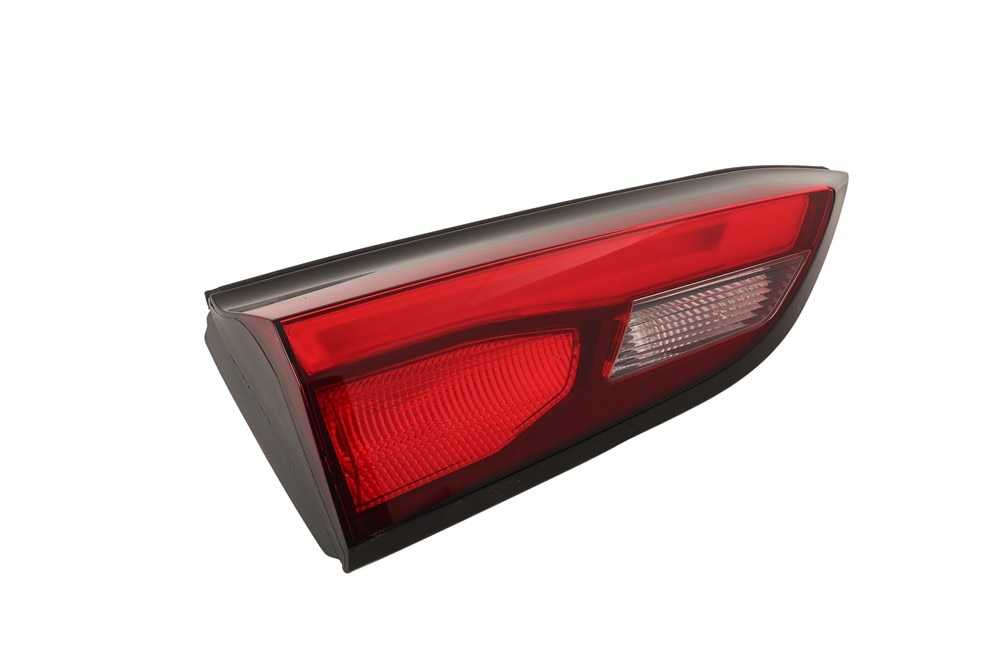 GM Genuine Parts Driver Side Rear Closure Signal Lamp
