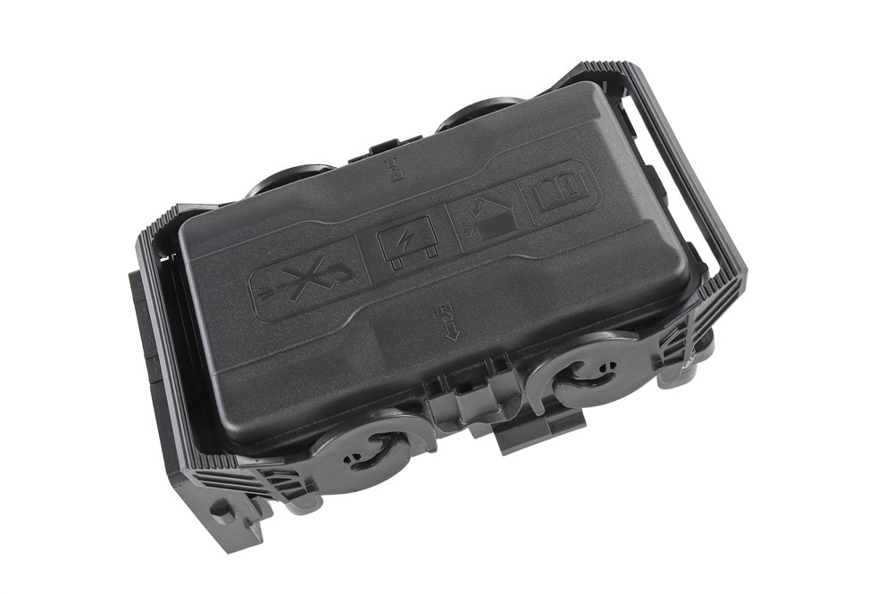 GM Genuine Parts Engine Wiring Harness Junction Block