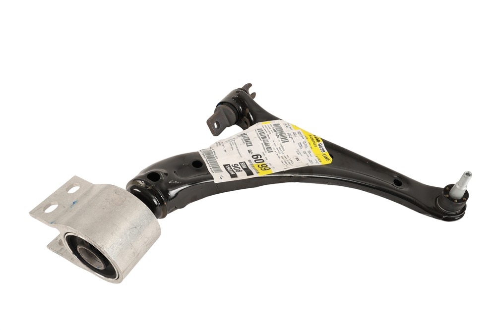 GM Genuine Parts Front Passenger Side Lower Control Arm