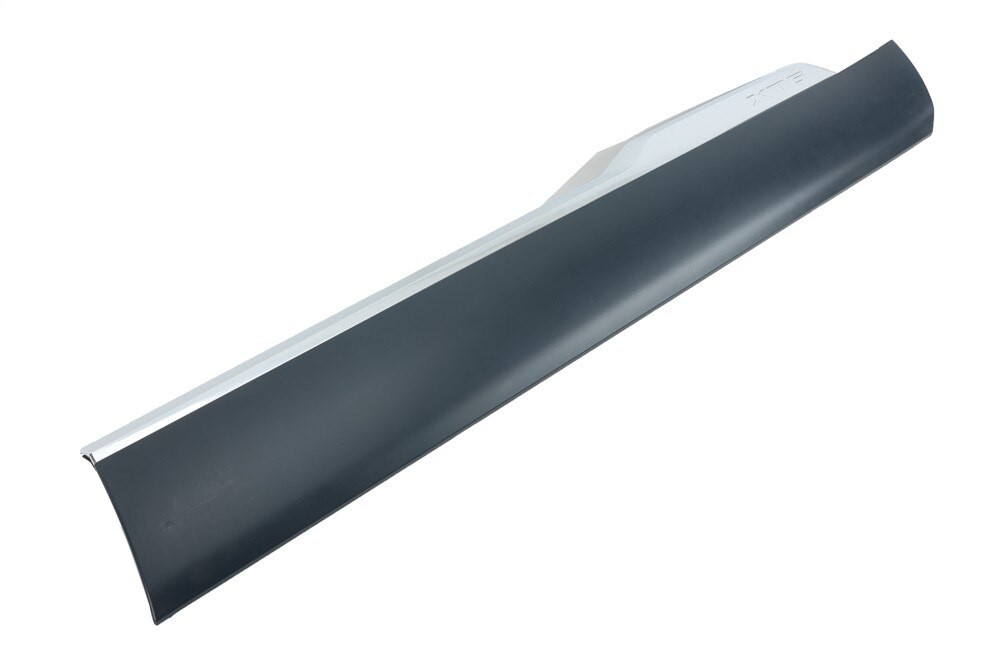 GM Genuine Parts Front Passenger Side Door Lower Molding