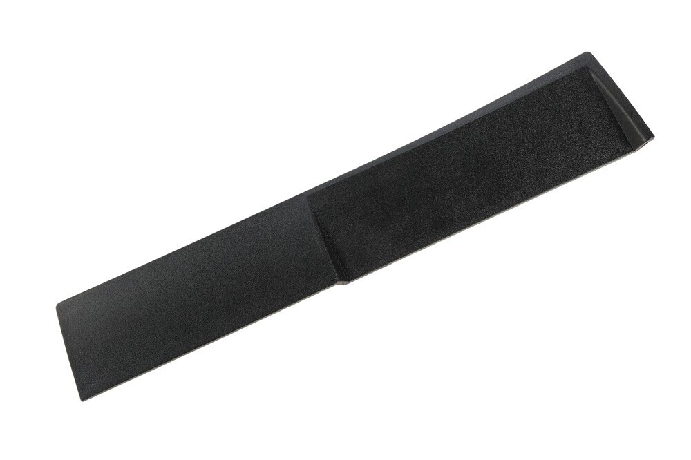 GM Genuine Parts Rocker Panel Molding Jacking Opening Front Passenger Side Cover