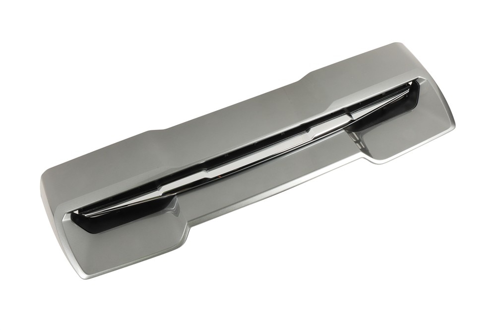 GM Genuine Parts Sharkskin Metallic Hood Ornamentation Vent
