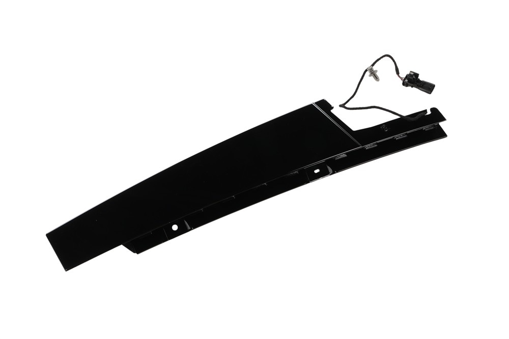 GM Genuine Parts Front Driver Side Door Window Frame Rear Applique