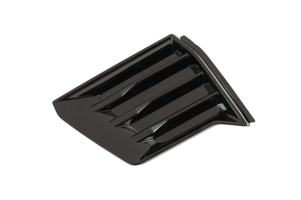 GM Genuine Parts Black Front Drivers Side Outer Grille