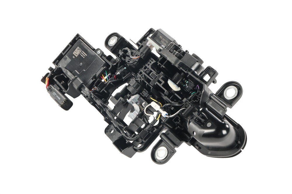 その他 GM2540 GM Genuine Parts Radiant Red Front Passenger Side Door Outside