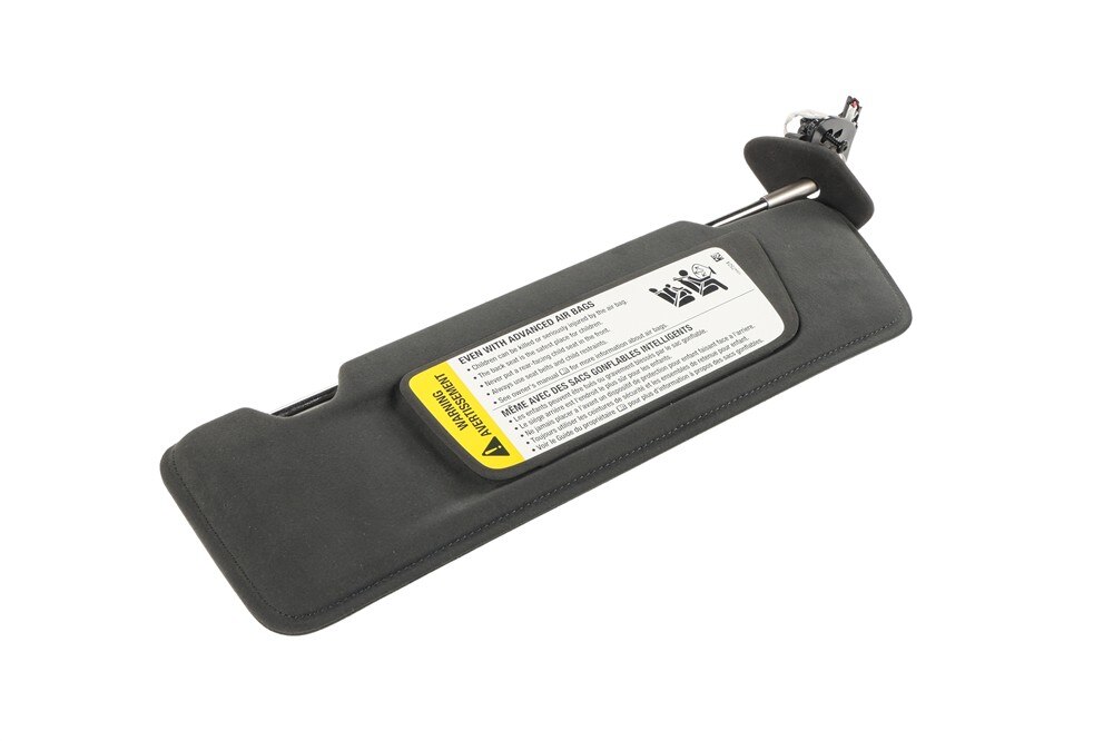 GM Genuine Parts Backen Black Passenger Side Sunshade