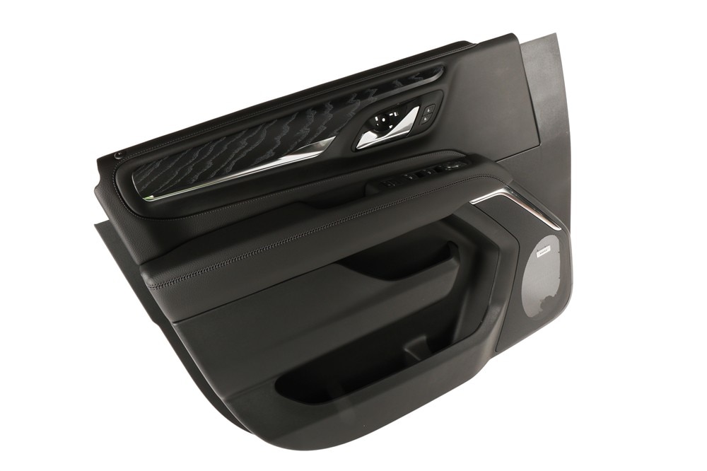 GM Genuine Parts Front Driver Side Door Trim (Programming Required)