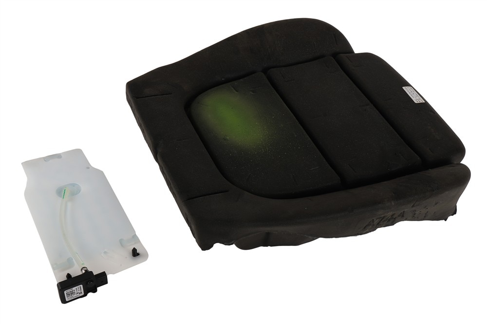 GM Genuine Parts Airbag Front Passenger Presence Module Kit with Sensor