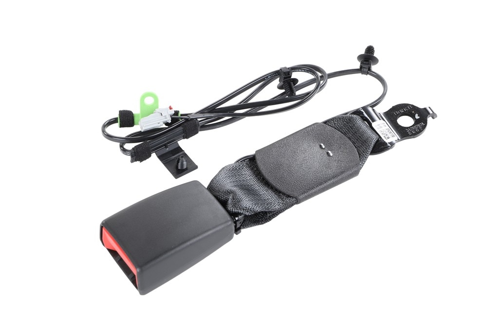 GM Genuine Parts Jet Black Rear Passenger Side Seat Belt Buckle Kit
