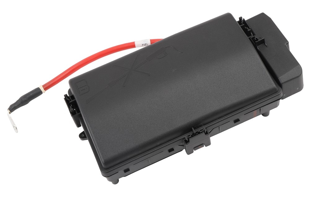 GM Genuine Parts Engine Wiring Harness Junction Block
