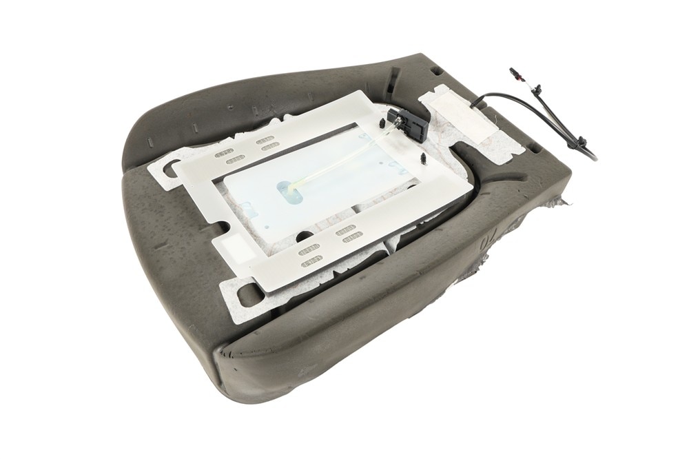 GM Genuine Parts Airbag Front Passenger Side Passenger Presence Module Kit with Sensor