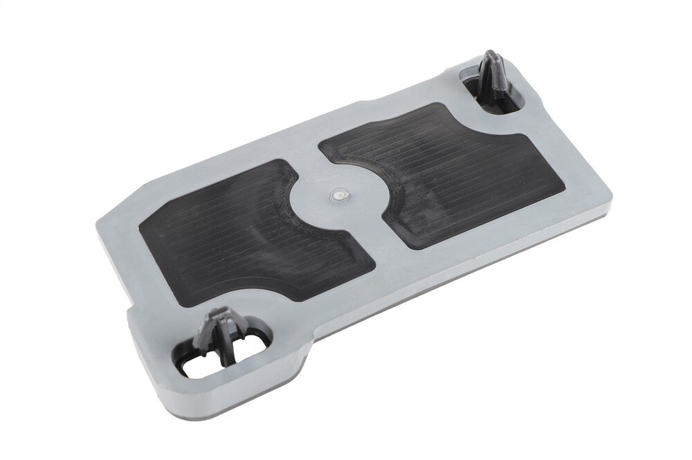 GM Genuine Parts Front Driver Side Compartment Side Rail Baffle