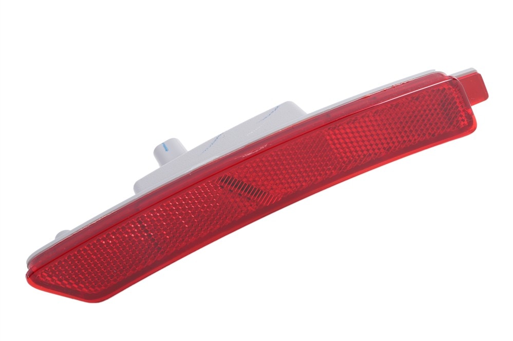 GM Genuine Parts Rear Passenger Side Marker Lamp (Programming Required)