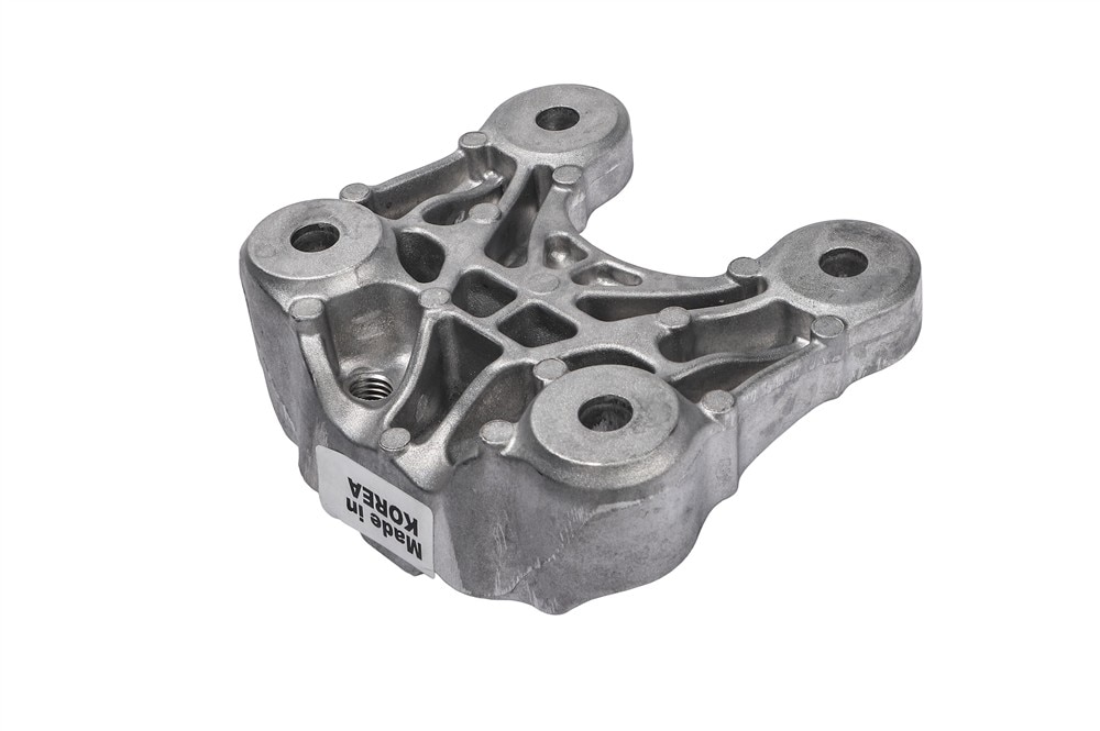 GM Genuine Parts Passenger Side Engine Mount Engine Side Bracket
