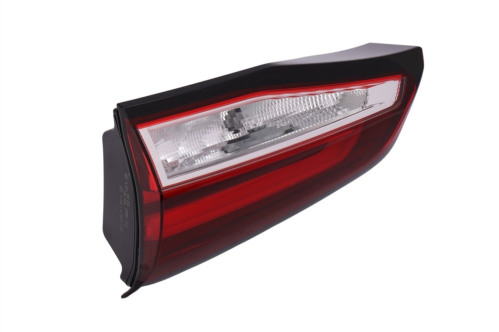 GM Genuine Parts Passenger Side Rear Closure Signal Lamp