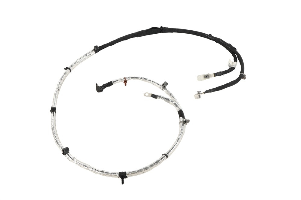 GM Genuine Parts Auxiliary Generator Battery Jumper Cable