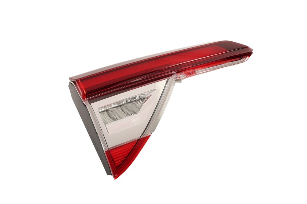 GM Genuine Parts LED Rear Closure Driver Side Auxiliary Signal Lamp