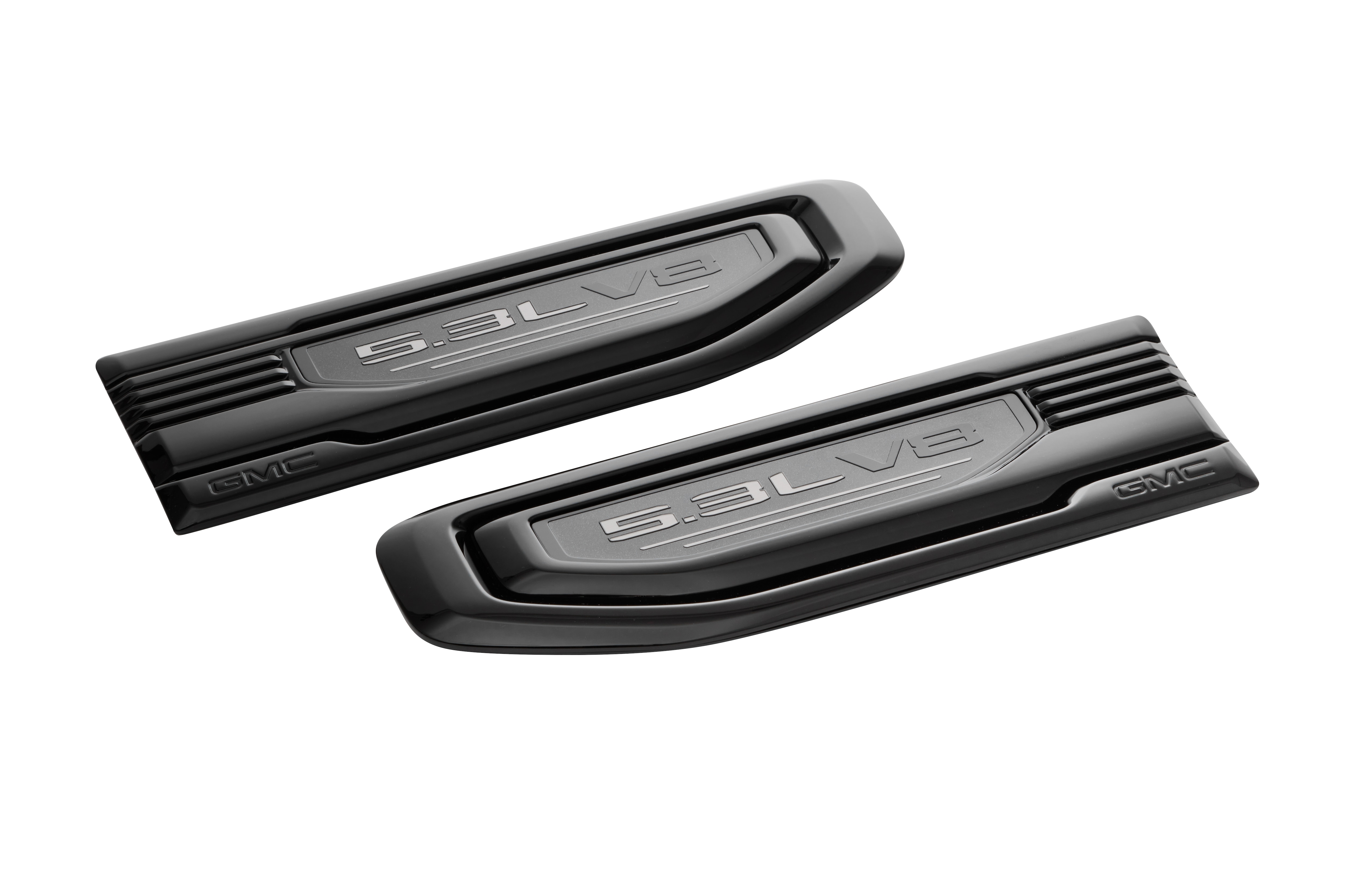 Sierra 5.3L V8 Fender Vent Emblems in Black