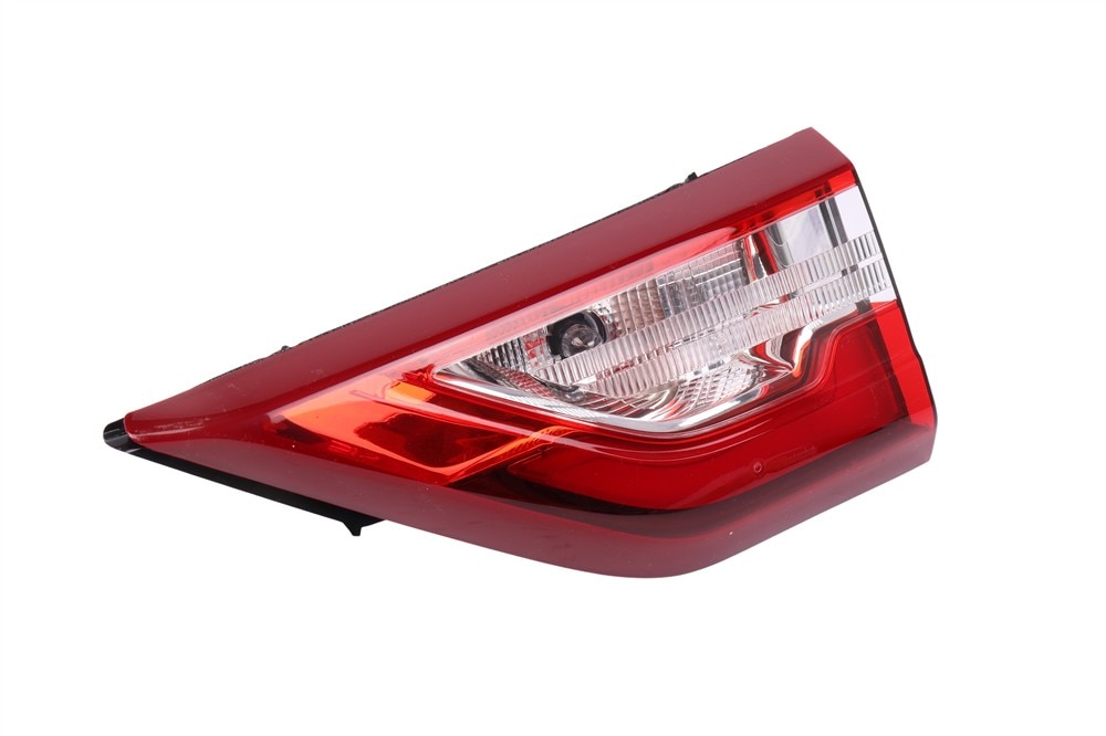 GM Genuine Parts Passenger Side Rear Closure Signal Lamp