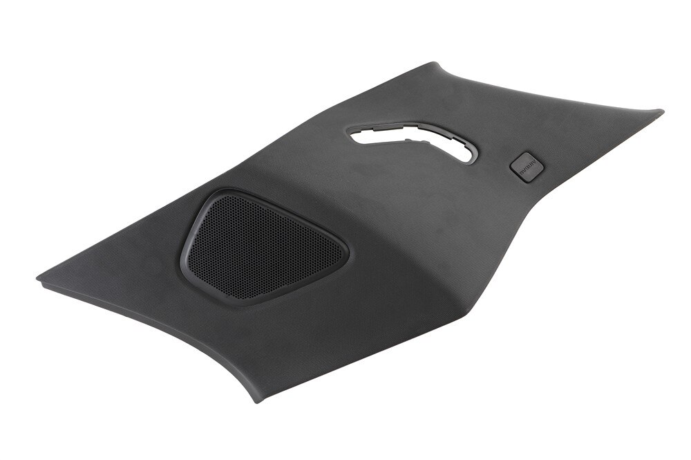 GM Genuine Parts Black Passenger Side Body Rear Corner Upper Garnish Molding