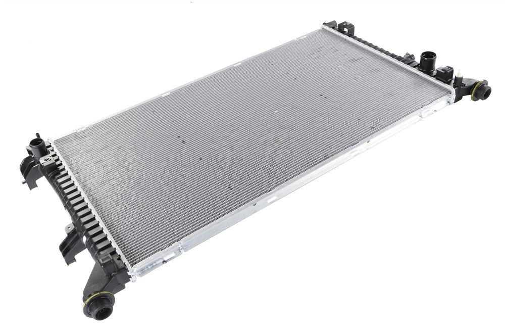 GM Genuine Parts Engine Radiator