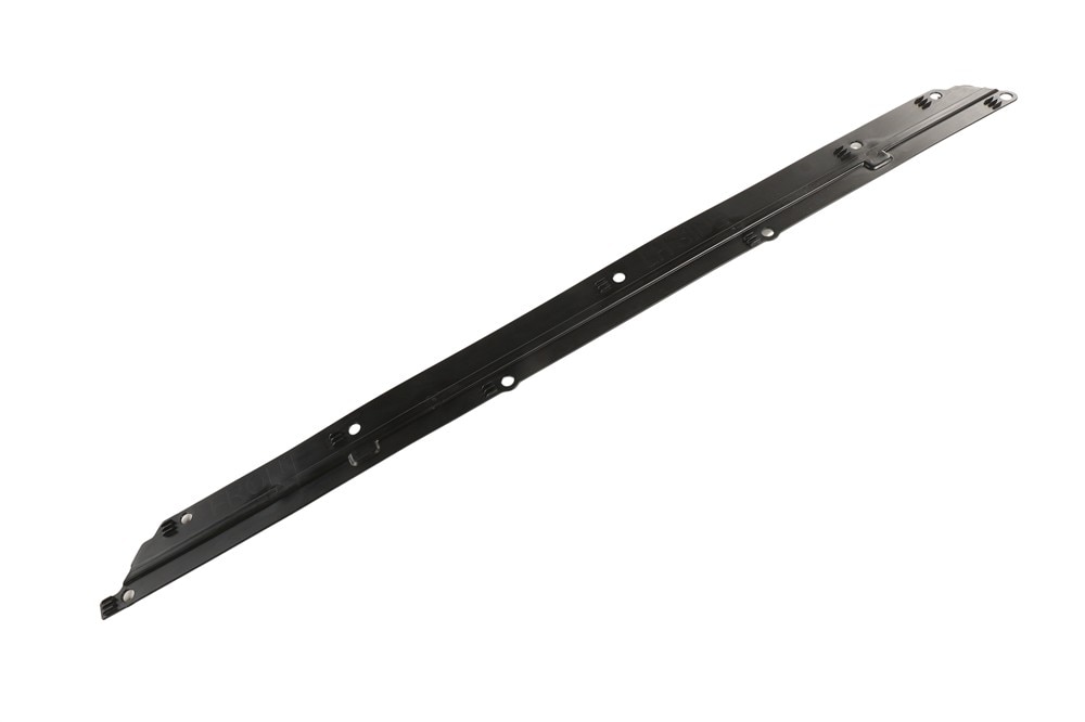 GM Genuine Parts Underbody Front Air Deflector