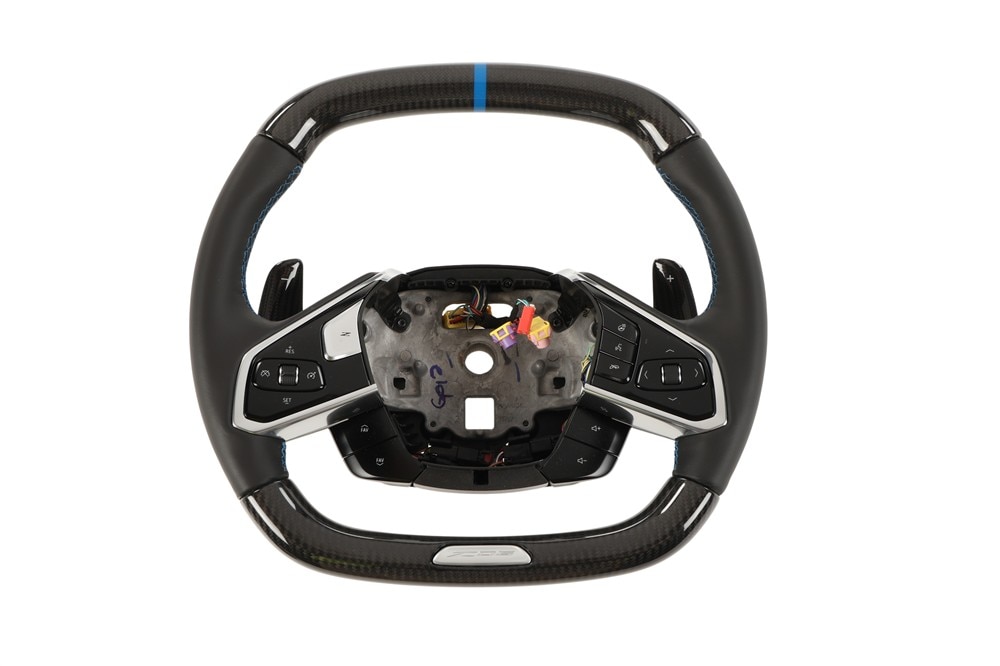 GM Genuine Parts Exposed Carbon Fiber Steering Wheel