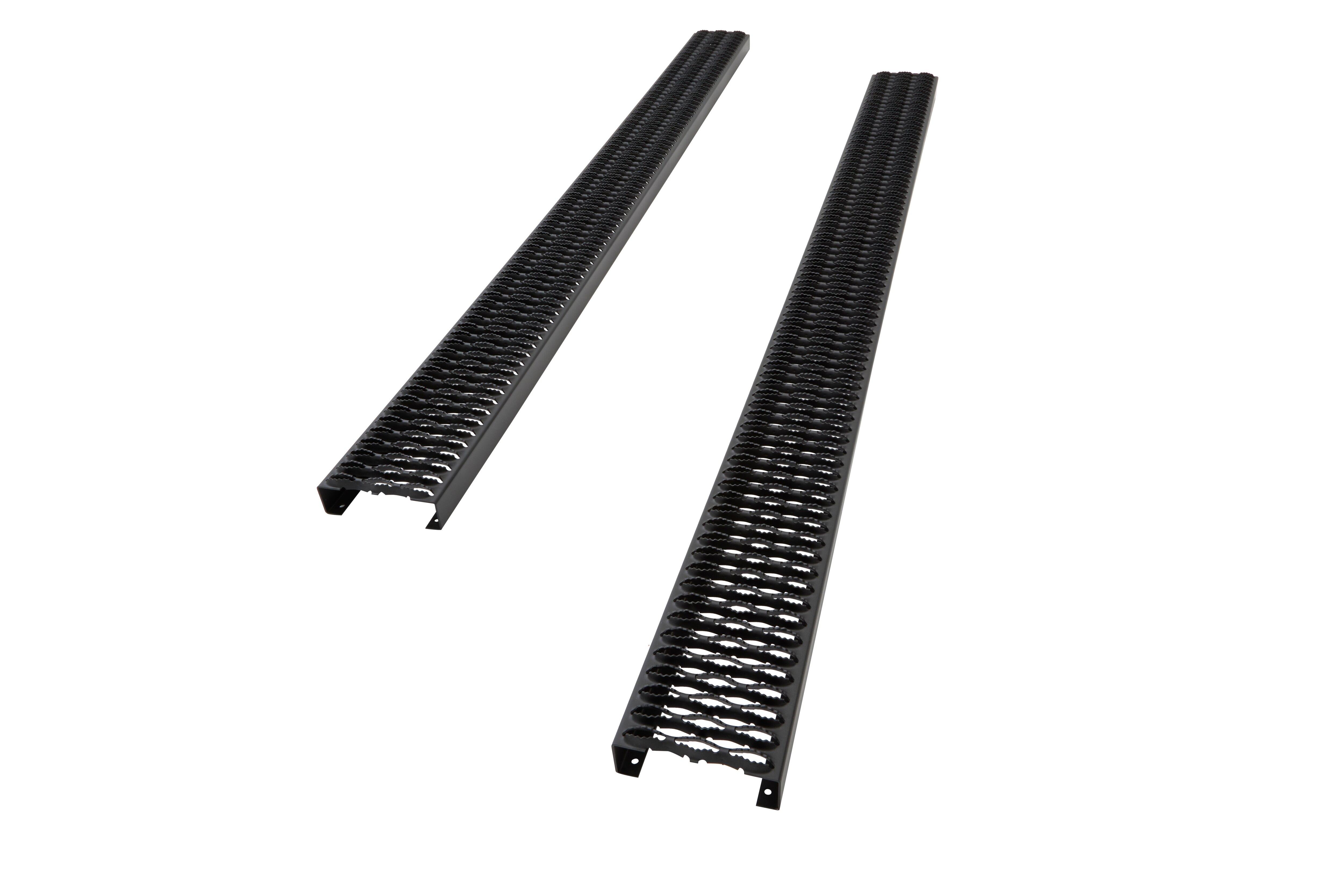 GMC Crew Cab Rectangular Work Step Assist Steps in Black