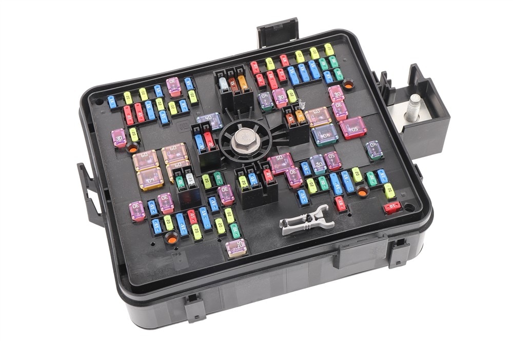 GM Genuine Parts Engine Wiring Harness Junction Block