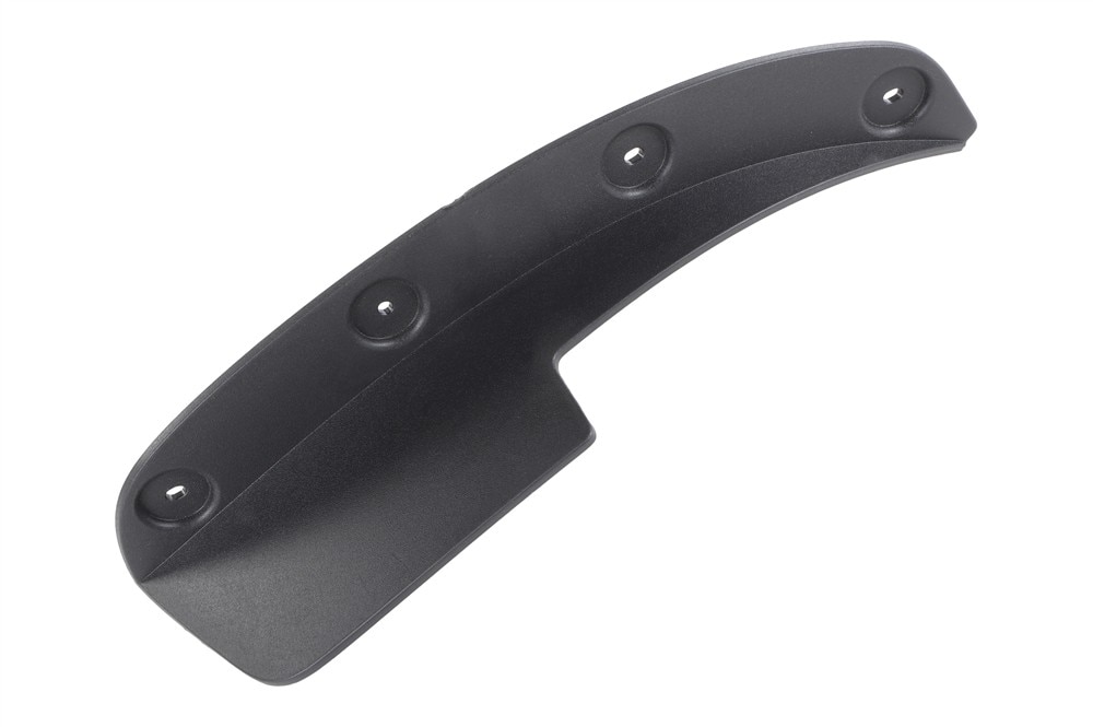 GM Genuine Parts Black Front Passenger Side Tire Front Passenger Side Air Deflector