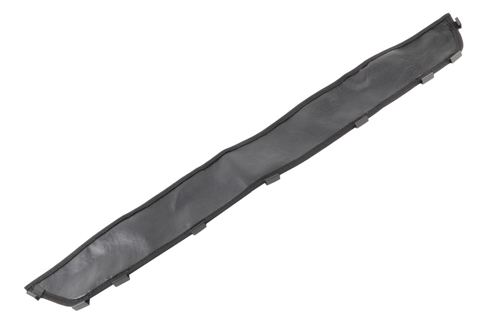 GM Genuine Parts Front Grille Opening Cover