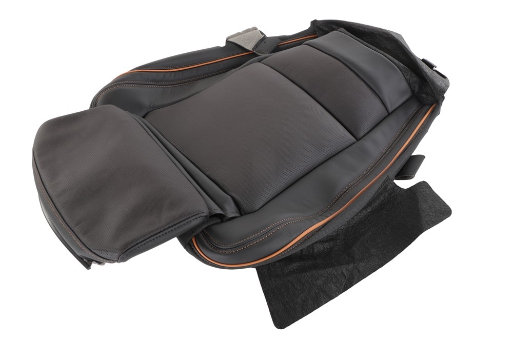 GM Genuine Parts Black-Cinnamon Crust Front Passenger Side Seat Cushion Cover