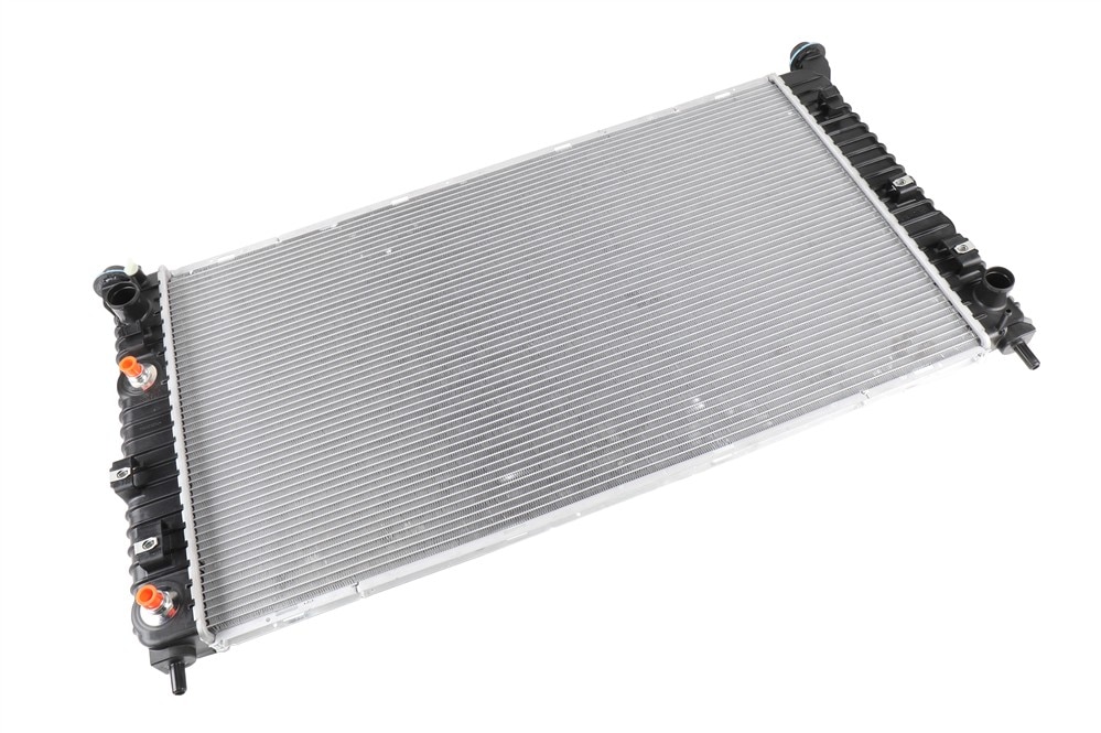 GM Genuine Parts Engine Radiator