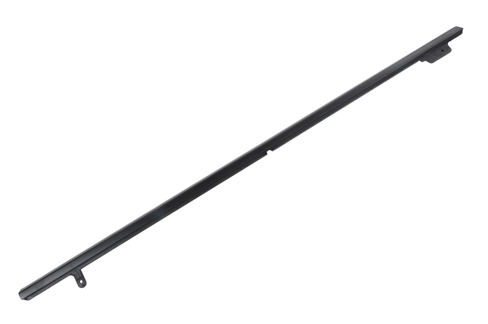 GM Genuine Parts Front Passenger Side Door Window Belt Reveal Molding