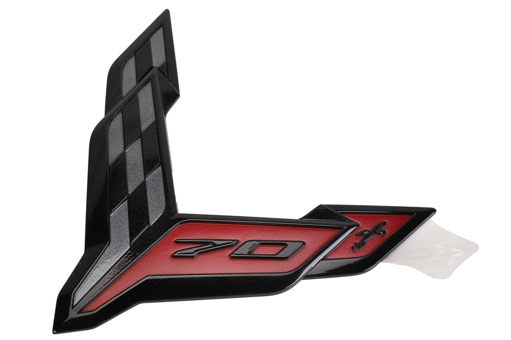 GM Genuine Parts Carbon Flash Metallic Liftgate Emblem