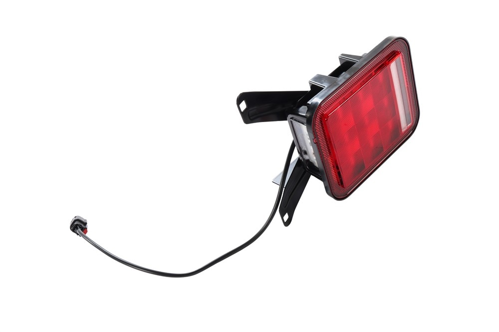 GM Genuine Parts LED Rear Passenger Side Body Structure Stop Lamp