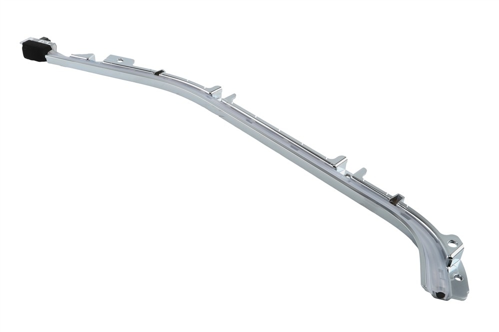 GM Genuine Parts Galvano Silver Front Passenger Side Floor Console Applique