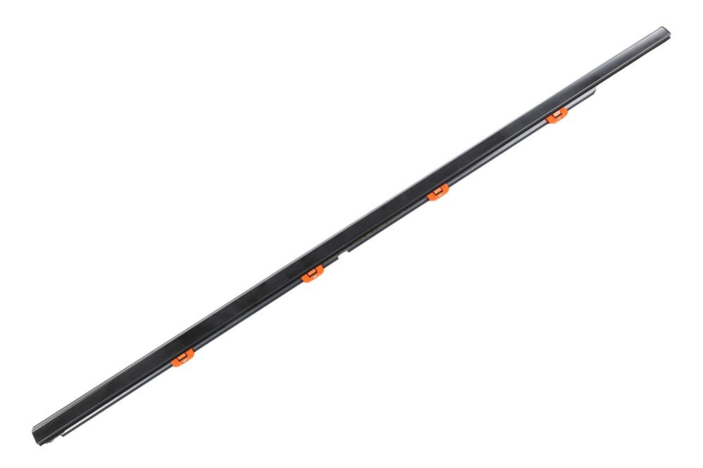 GM Genuine Parts Front Driver Side Door Window Belt Reveal Molding